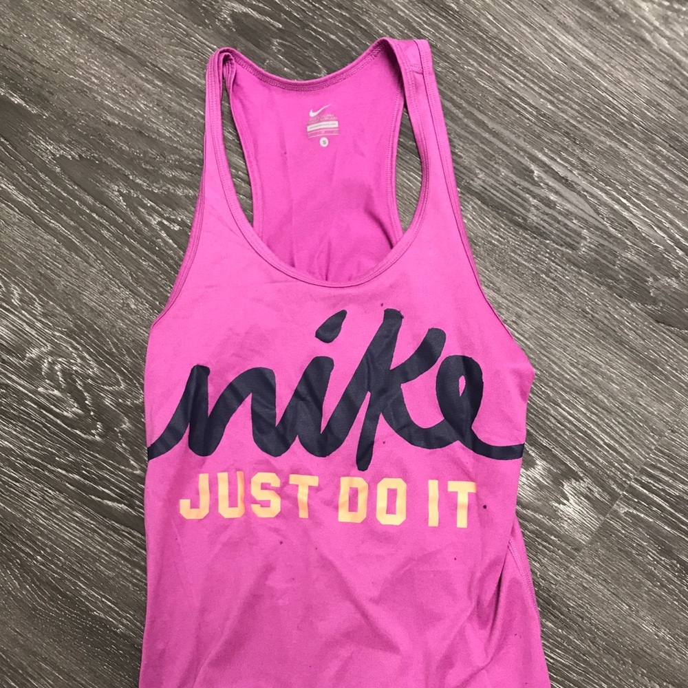 Nike workout tank top